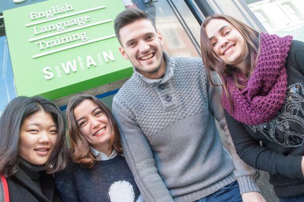 Estudia Ingles en Swan Dublin, Irlanda - Image 7